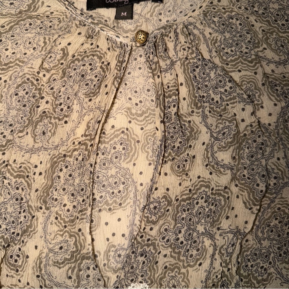 Wendy Hil Size Medium 100% Silk Top - Picture 7 of 7